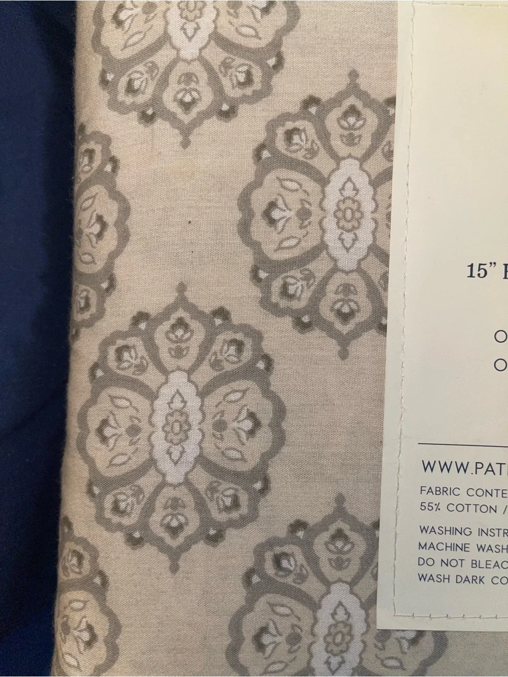 Patina Vie - Cotton-Bamboo King Sheet Set in Tan with a Grey Medallion